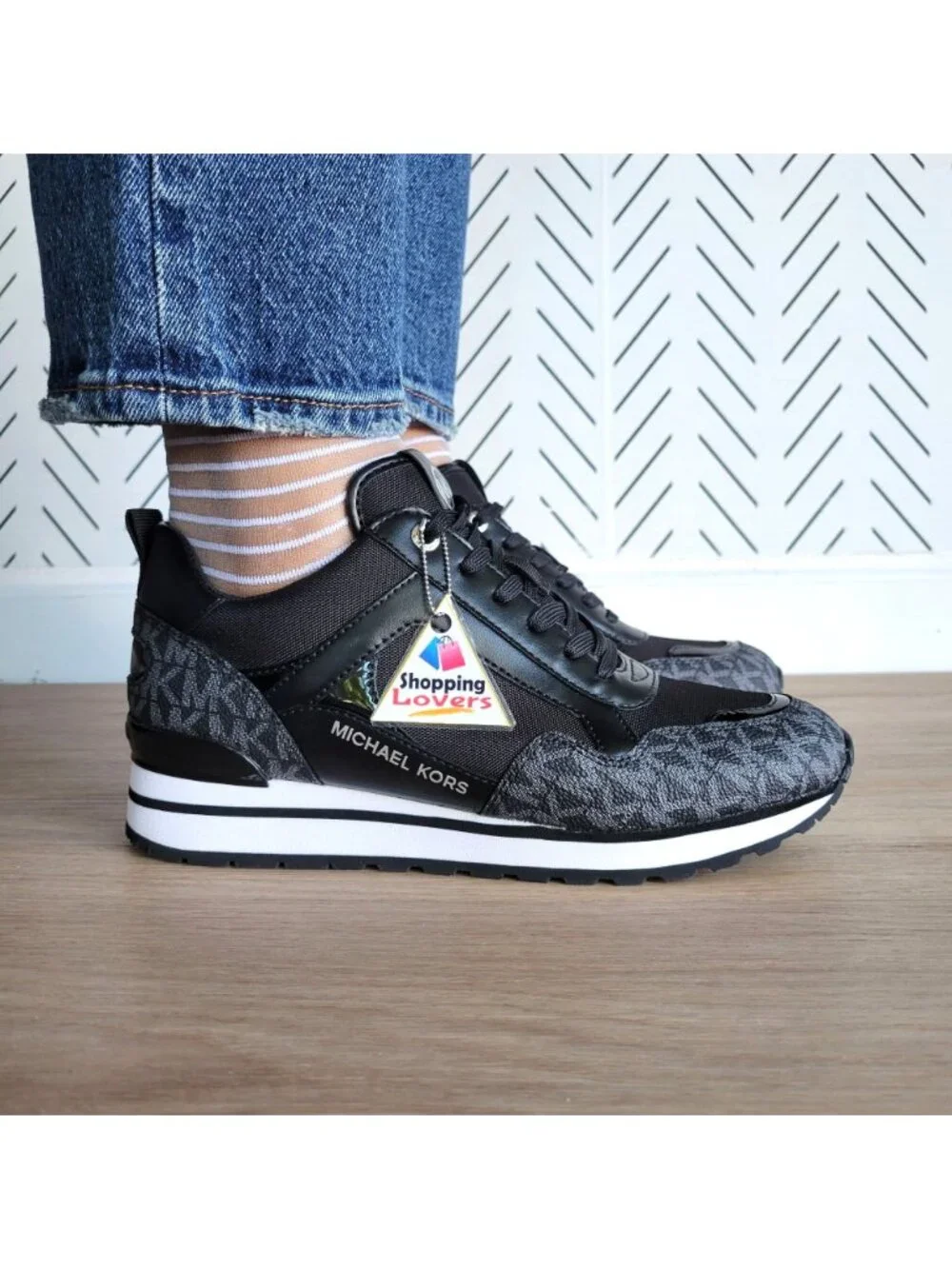 ❤️MICHAEL KORS WILMA Trainer Sneaker 10 Womens Shoes Black Monogram MK Logo New - Picture 3 of 11